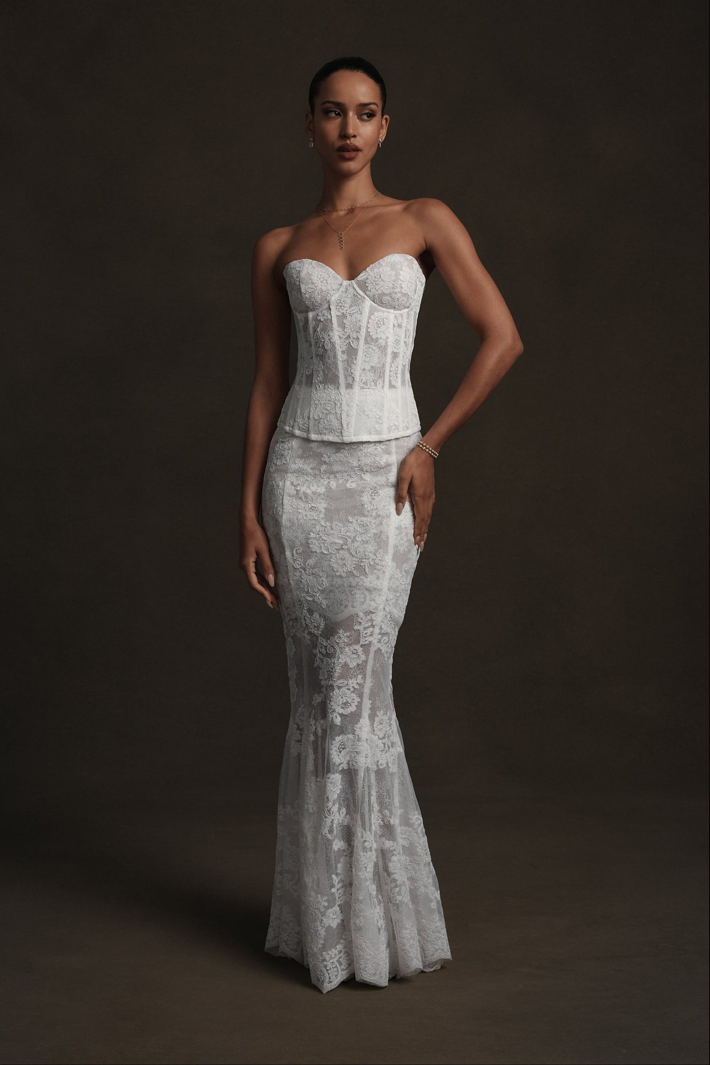 The Athena Set in White Chantilly Lace