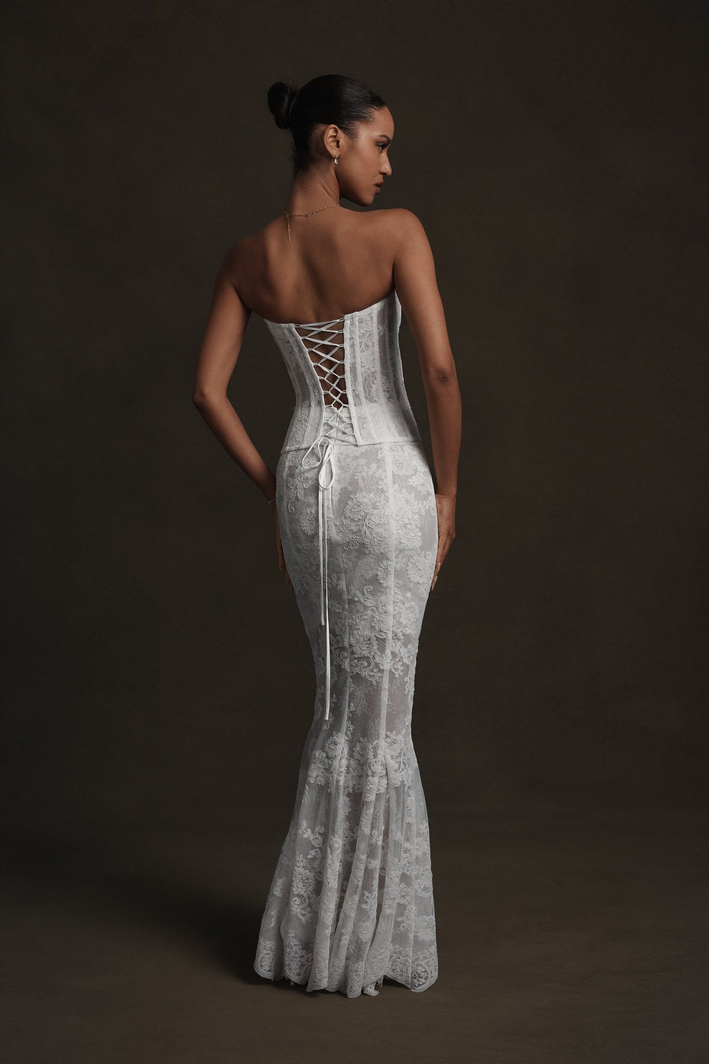 The Athena Set in White Chantilly Lace