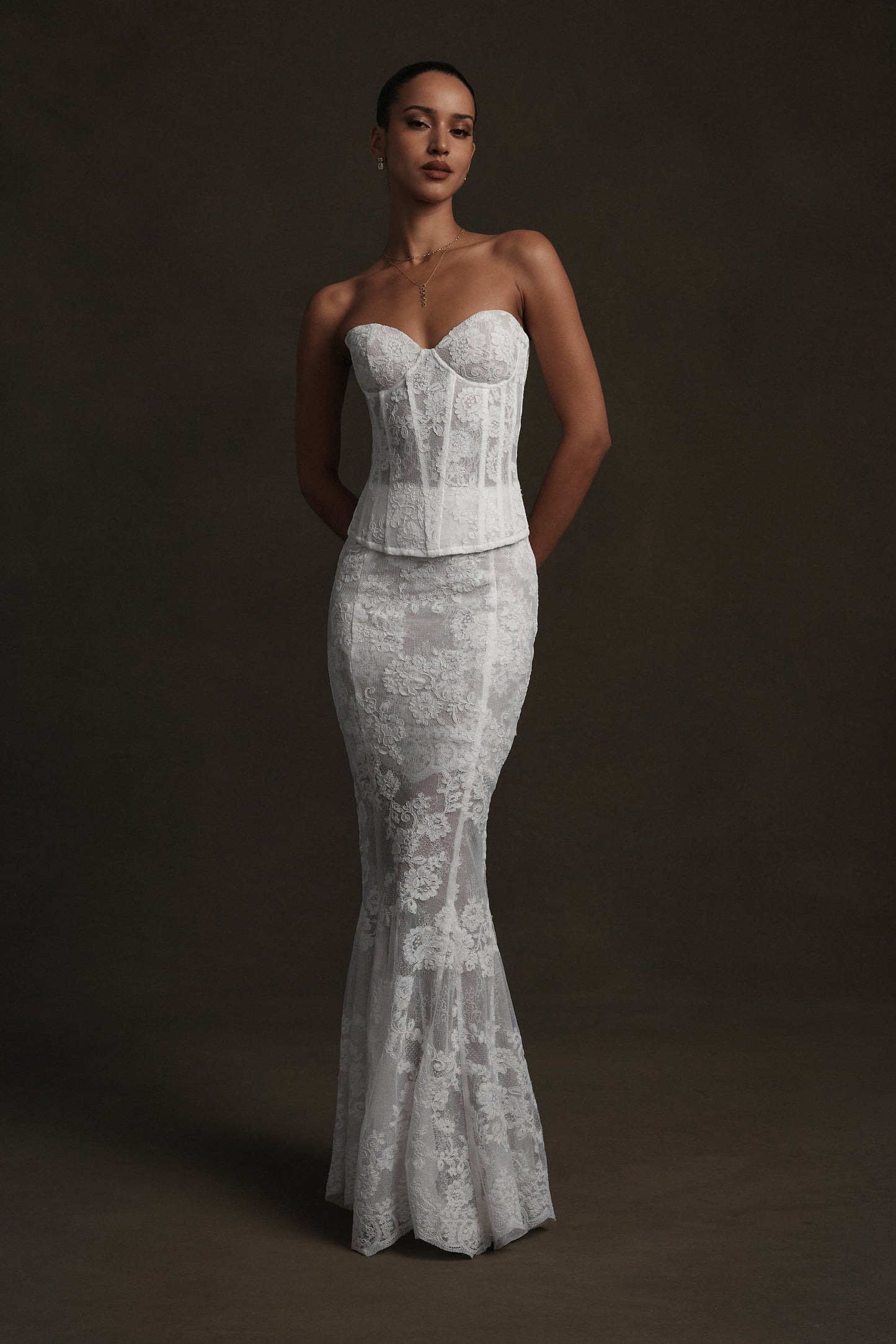 The Athena Set in White Chantilly Lace
