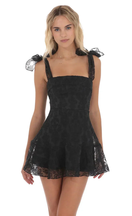 Motif Pattern A-Line Dress In Blac