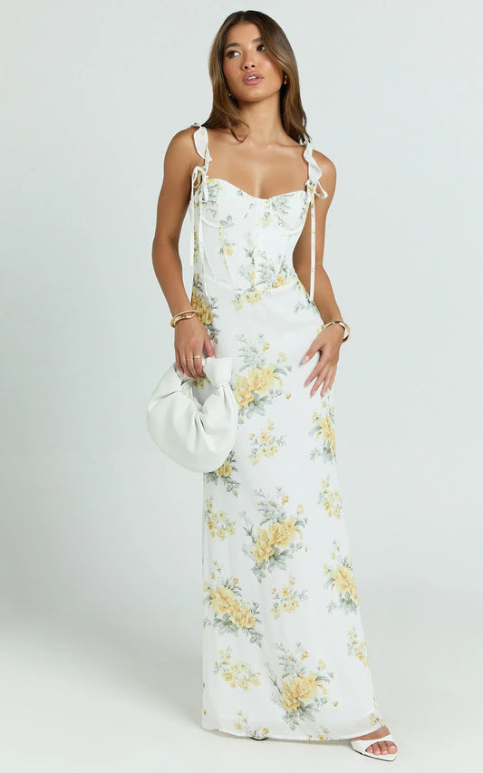 Mabel Maxi Dress - Georgette Frill Sleeve Sweetheart Bias Cut Dress In Antique Florals